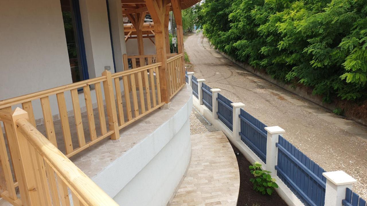 Pensiunea Nest Dunavatu de Jos Exterior photo
